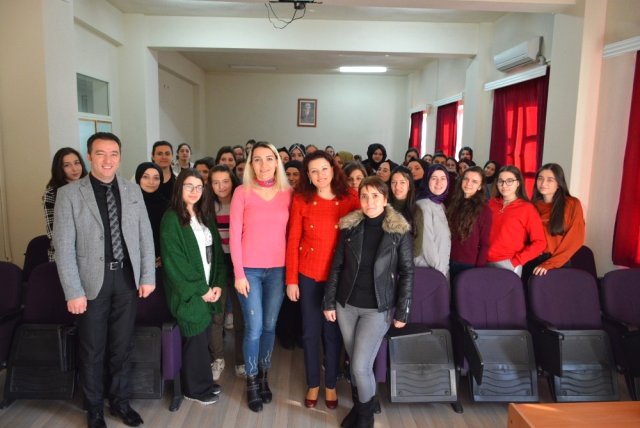 Düzceli Öğrenciler Düzce Üniversitesi’ni Ziyaret Etti