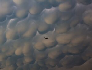 İstanbul’da nadir görülen mammatus bulutları oluştu.