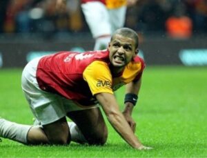 Köpekle Tezahürat Yapan Fenerbahçeli Taraftarlara Felipe Melo’dan Sert Karşılık