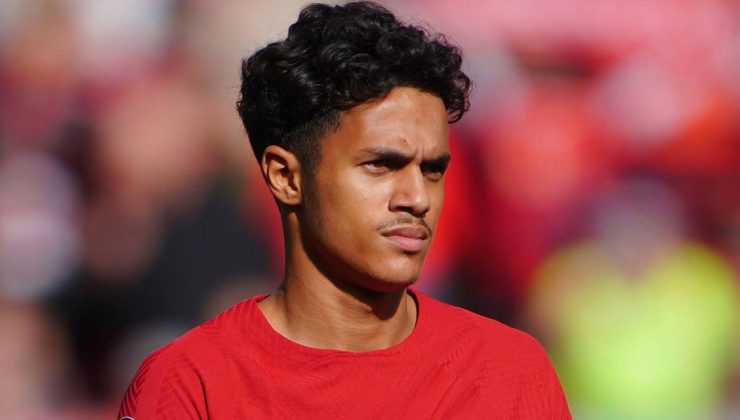 Eljif Elmas transferi sonrası Liverpool’dan Fabio Carvalho kararı