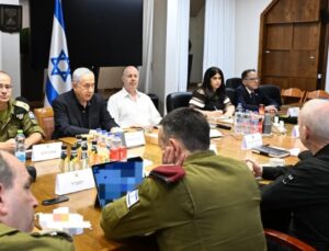 İsrail: Hizbullah hücumda İran roketi kullandı