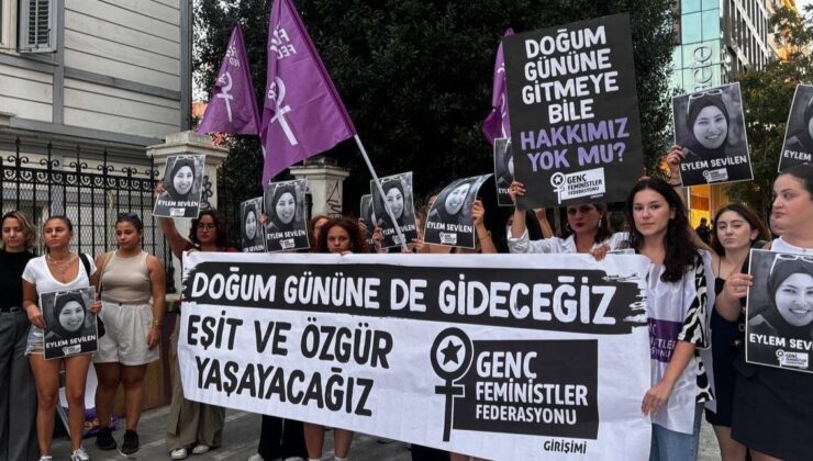 Feministler, babası tarafından öldürülen Hareket için toplandı: “Batsın aile ilişkileriniz”
