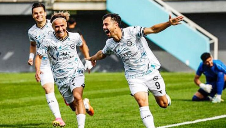227 maçta 77 gol attı. 10 yıl evvelki kadrosuna döndü