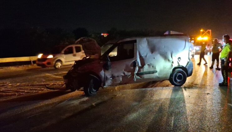 İzmir yolunda feci kaza: 1 meyyit, 1 yaralı