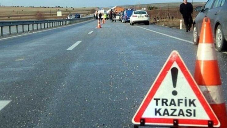 Araba ve traktör çarpıştı: 1 kişi öldü