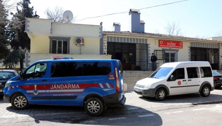 Havuz kenarında oynayan kız çocuğu havuza düşerek hayatını kaybetti