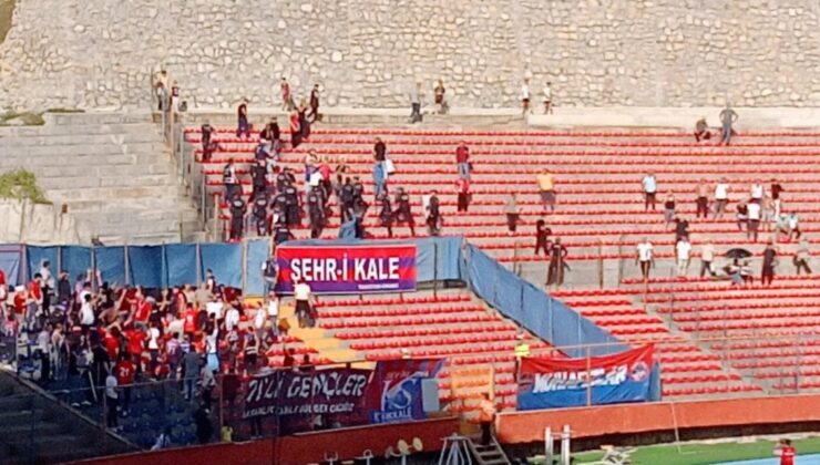 Kulüp başkanı tribünde kavga eden taraftarların ortasına daldı