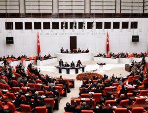 Lübnan tezkeresi Meclis’te kabul edildi