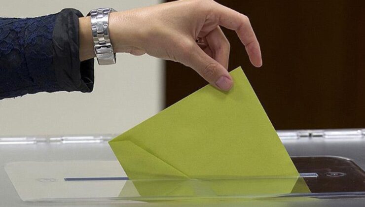 Türkiye’nin dört bir yanına binlerce sandık kurulacak. Halkın içine çıkamıyorlar mektupla vatandaşı dinleyecekler