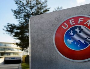 UEFA’dan Türk hakemleri için karar