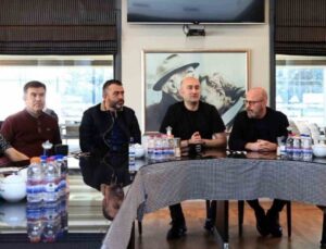 Hüseyin Yücel kararını verdi. Beşiktaş’ı derbiye çıkaracak hoca aşikâr oldu