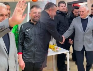 Binali Yıldırım Şanlıurfa maçı sonrası soyunma odasına girdi