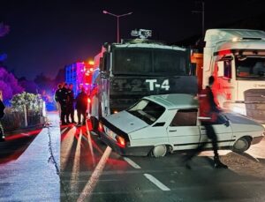 Bodrum’da TOMA ile araba çarpıştı