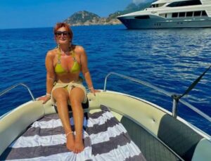 Emeklilerin hesabını boşaltıp Yunan adaları tatiline çıkan bankacı yakalandı