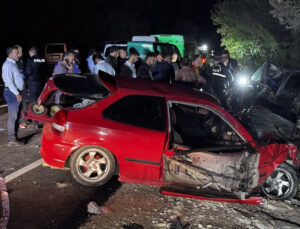 Adana’da feci kaza: 2 meyyit 1’i çocuk 3 yaralı