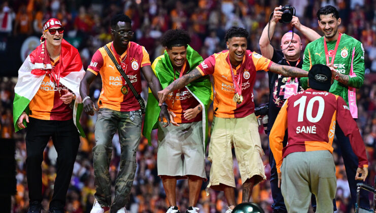 Galatasaray’dan ayrılma ihtimali yüksek olan futbolcuyu açıkladı