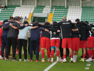 Amedspor Reis’le anlaşamadı: Trabzon’un eski teknik yöneticisine talip oldu