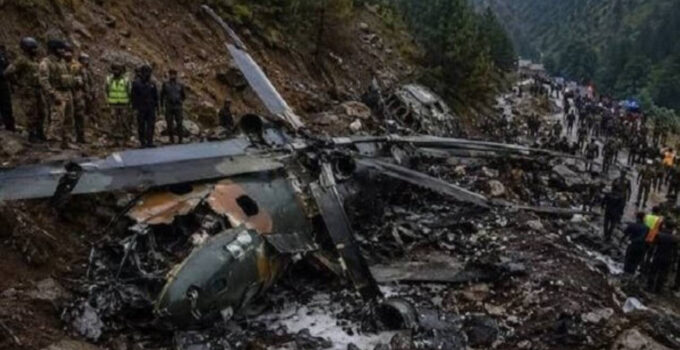 Askeri helikopter kalkıştan saniyeler sonra yere çakıldı: 22 meyyit