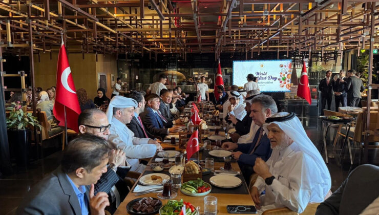 Büyükelçilikler ziyafet verdi: Prestije bütçe var emekliye yok