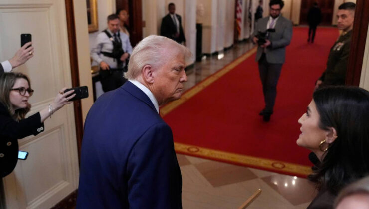 Trump bir kere daha muhabiri azarladı, ortam buz kesti! “Kendinden utanmalısın”